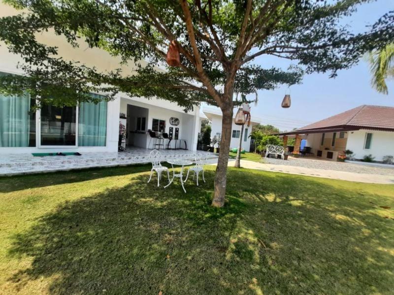 Pon Resort Ban Phe Extérieur photo
